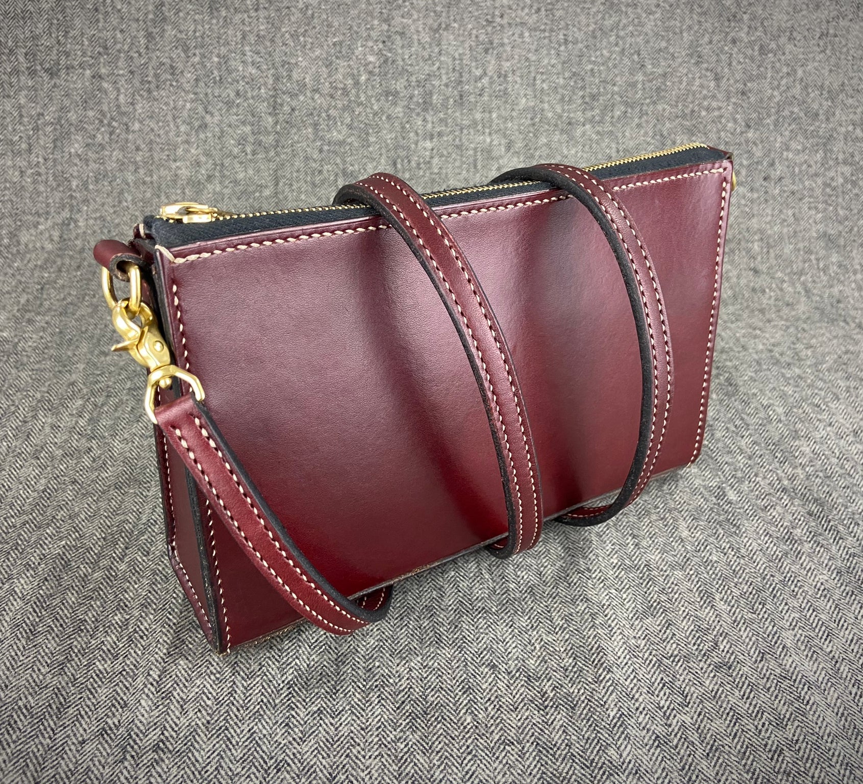 Amazon.com: SUPVOX 6pcs 24 Leather Purses Straps Leather Bag Handles  Replacement Purse Straps Handbag Bag Wallet Straps (Red Black and Yellow  Brown- Each Color 2pcs) : Clothing, Shoes & Jewelry
